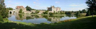 Panoramic photo - Leeds Castle
